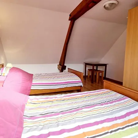 Spacieux Au Coeur Du Village - 7 Pers. - Fr-1-532-29 * Alaincourt (Aisne)